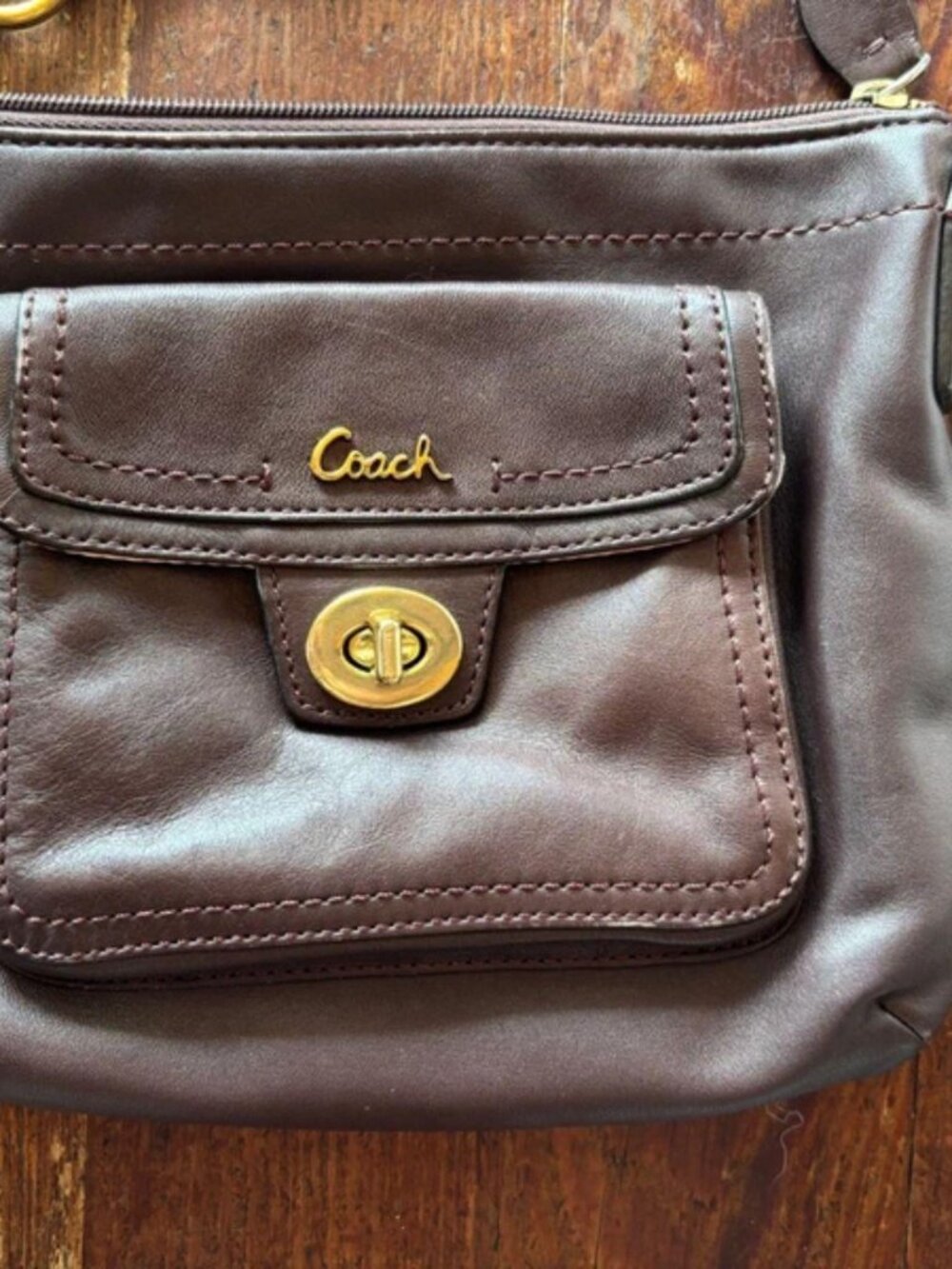 Vintage Coach Brown Leather Crossbody Bag Gold Hardware Pink Interior